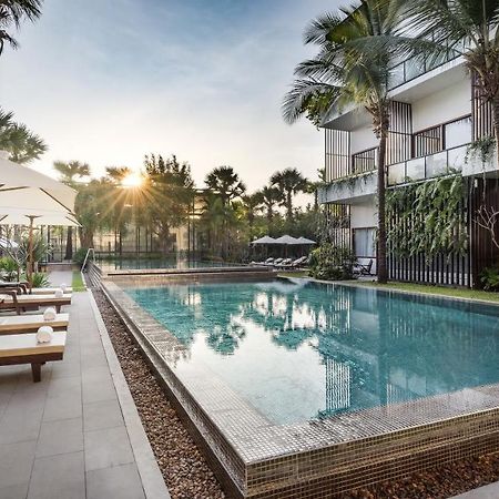 Shintana Saya La Maison Сием Реап Екстериор снимка The hotel's pool