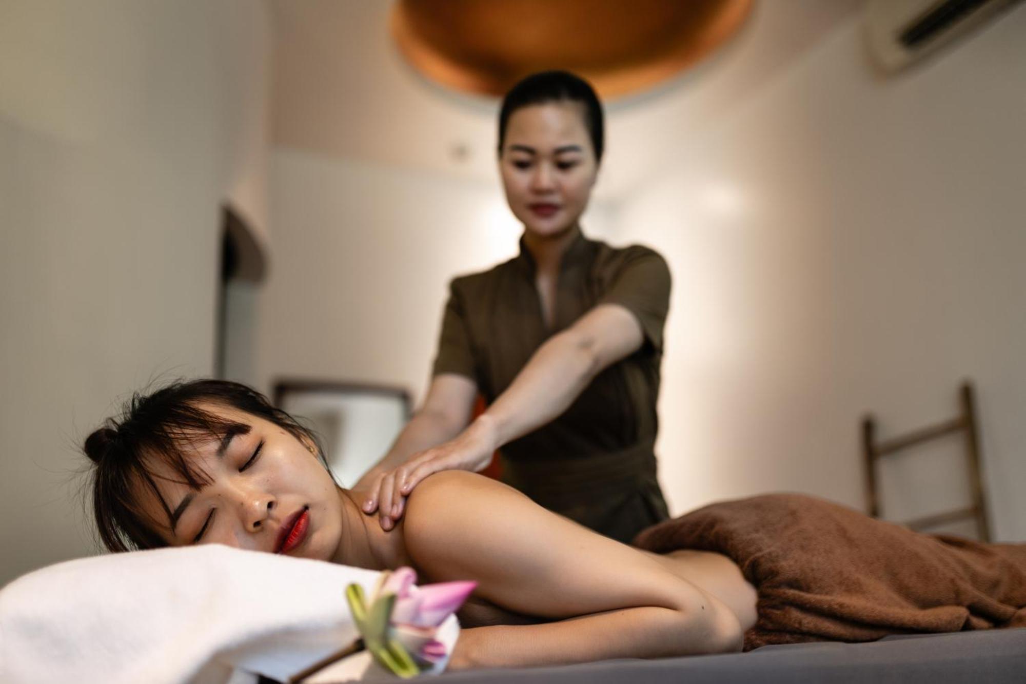 Shintana Saya La Maison Сием Реап Екстериор снимка Thai massage